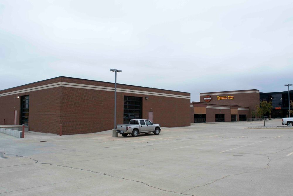Vehicle City Harley Davidson: 2408-2410 Austins Parkway, Flint, MI 48507